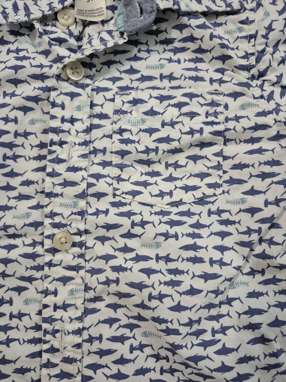 OshKosh B'gosh Toddler Boys Shark Print Button Front Shirt Size 3T Short Sleeve
